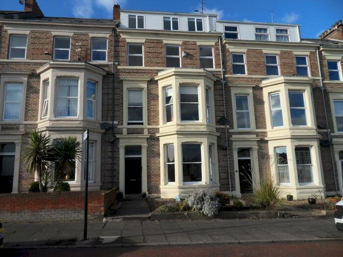 3 Bedroom Maisonette To Rent In Percy Park, Tynemouth, NE30
