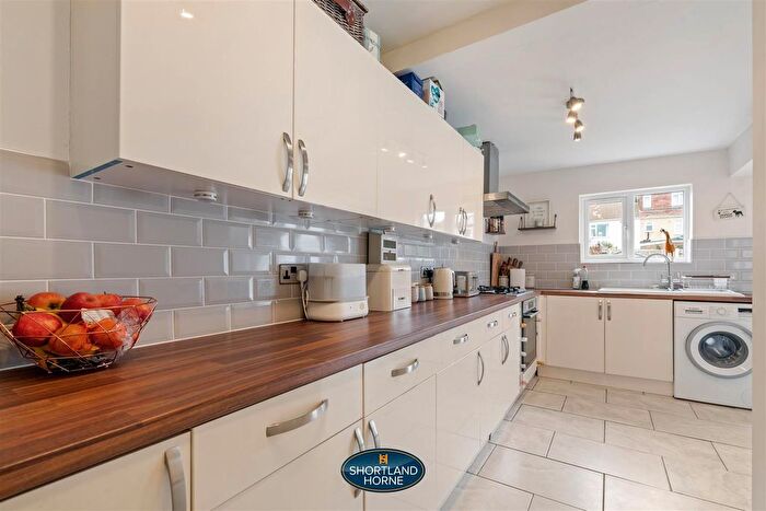 3 Bedroom Terraced House For Sale In Jedburgh Grove, Finham, Coventry, CV3