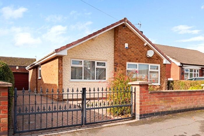 3 Bedroom Bungalow For Sale In Pemberton Drive, New Waltham, N E Lincs, DN36