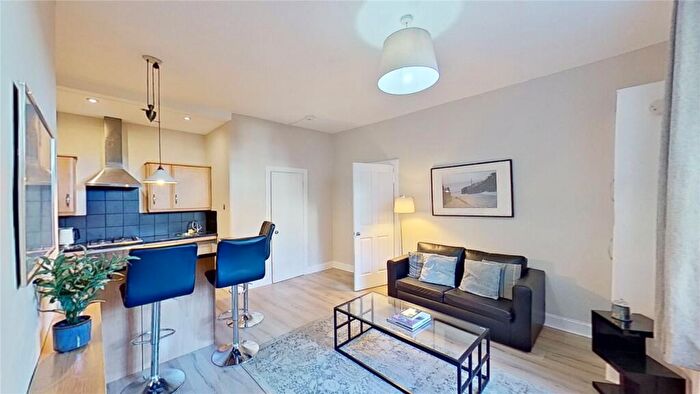 1 Bedroom Flat To Rent In Broughton Road, Edinburgh, EH7