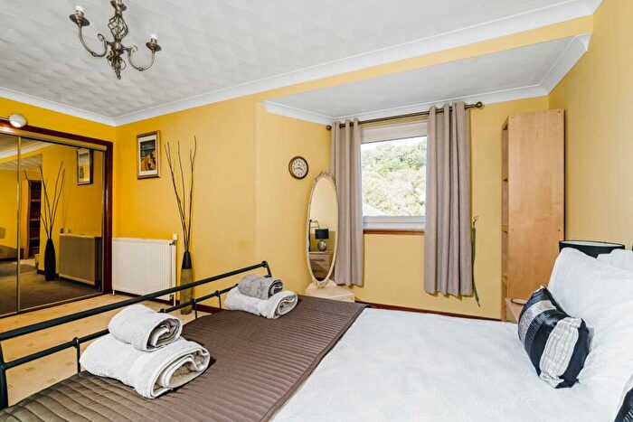 2 Bedroom Apartment To Rent In Wemyss Bay Road, Wemyss Bay, PA18