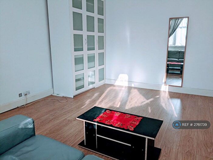 Studio To Rent In Ashcombe Park, London, NW2