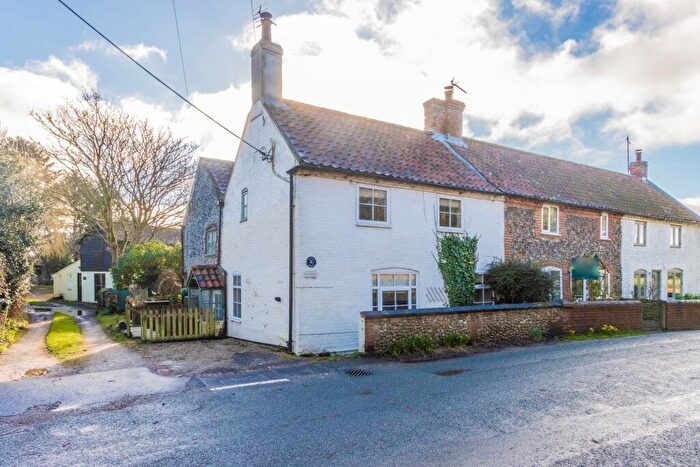2 Bedroom Semi-Detached House For Sale In The Street, Thornage, NR25