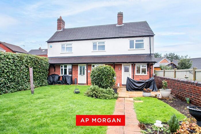 2 Bedroom Detached House For Sale In Burfield Road, Halesowen, West Midlands, B63