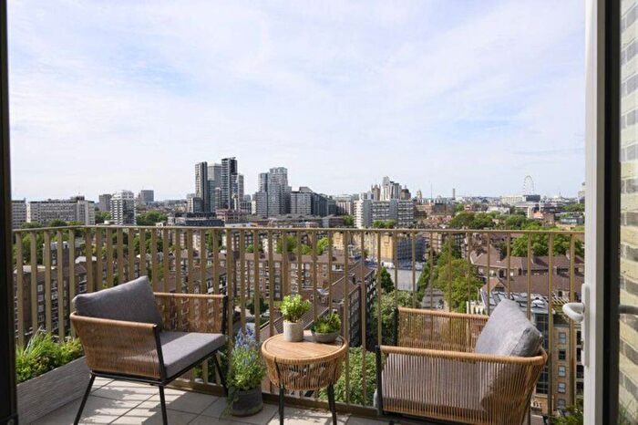 2 Bedroom Flat For Sale In Oval Village, Oval, SE11