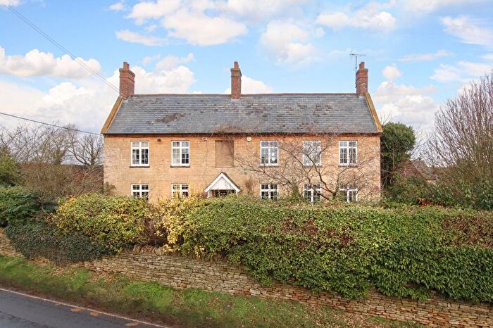 4 Bedroom Detached House For Sale In Eakley Lanes, Stoke Goldington, Newport Pagnell, MK16