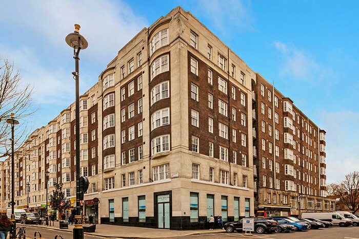 4 Bedroom Flat To Rent In Queensway, London, W2