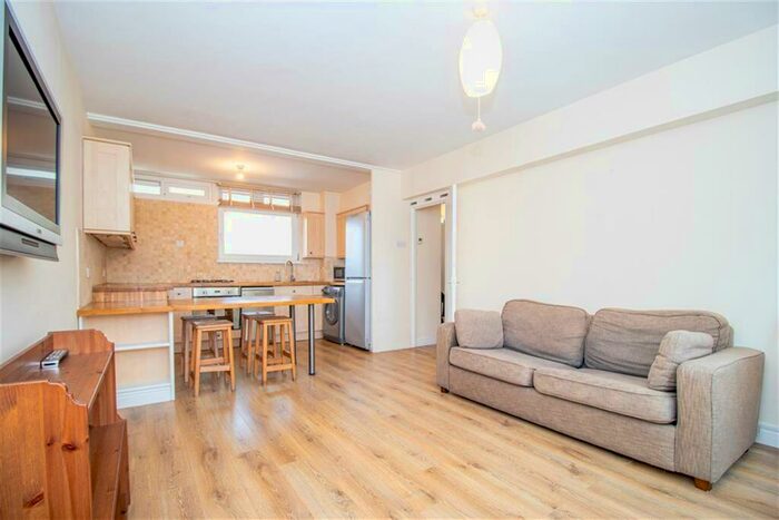 1 Bedroom Apartment To Rent In Charles Square Estate, Hoxton, N1