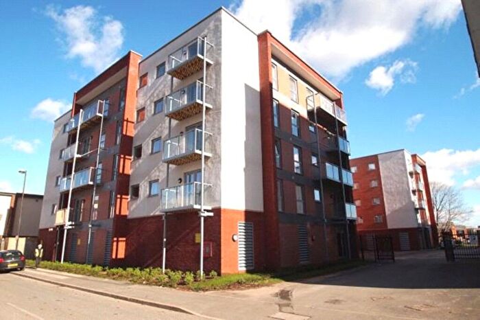 Garage / Parking To Rent In Elmira Way, Manchester, M5