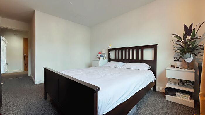 1 Bedroom Flat For Sale In Sark Tower, Erebus Drive, London, SE28