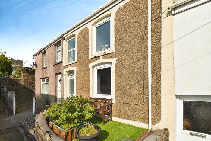 2 Bedroom Terraced House For Sale In Gwilym Road, Cwmllynfell, Swansea, Neath Port Talbot, SA9