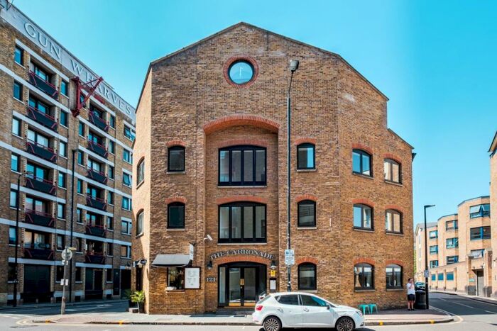 Apartment To Rent In Wapping High Street London, E1W