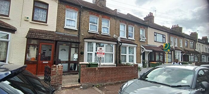 3 Bedroom Terraced House For Sale In Wolsey Avenue, London, E6