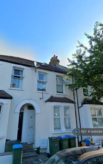 1 Bedroom Flat To Rent In Marmadon Road, London, SE18