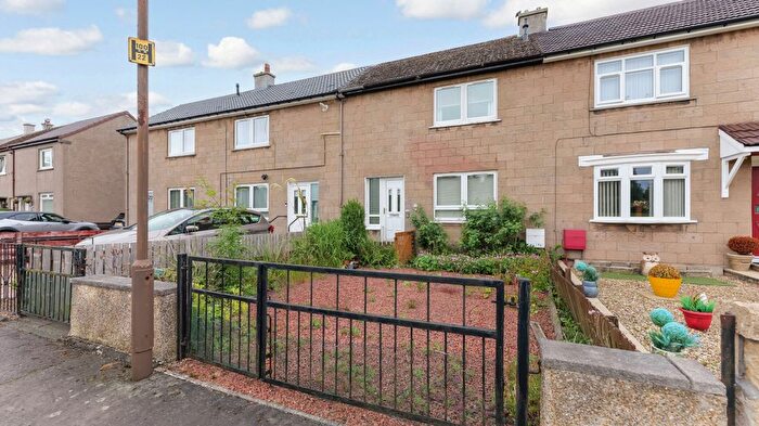 2 Bedroom Terraced House For Sale In Knowetop, Bellsquarry, Livingston, EH54