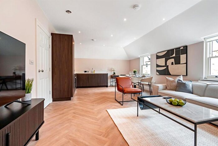 2 Bedroom House To Rent In Warkworth Terrace, Cambridge, CB1