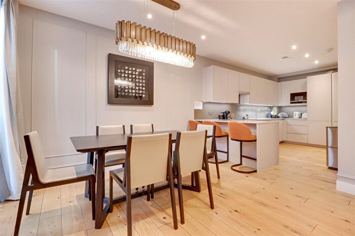 3 Bedroom Flat To Rent In Shirland Road, Maida Vale, W9