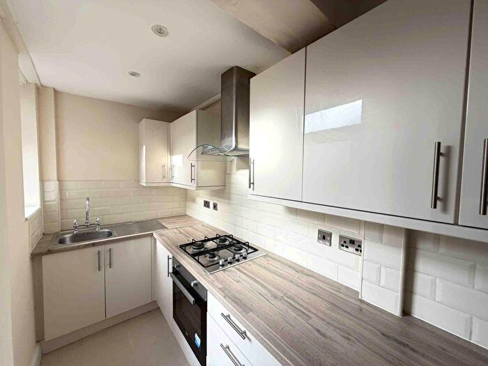 2 Bedroom Terraced House To Rent In Cambridge Street, Mansfield, NG18