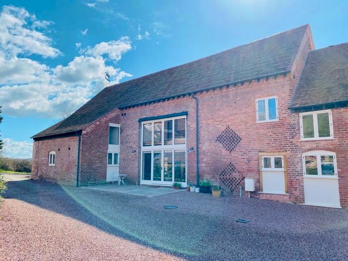 4 Bedroom Barn Conversion To Rent In Bosbury, Ledbury, HR8