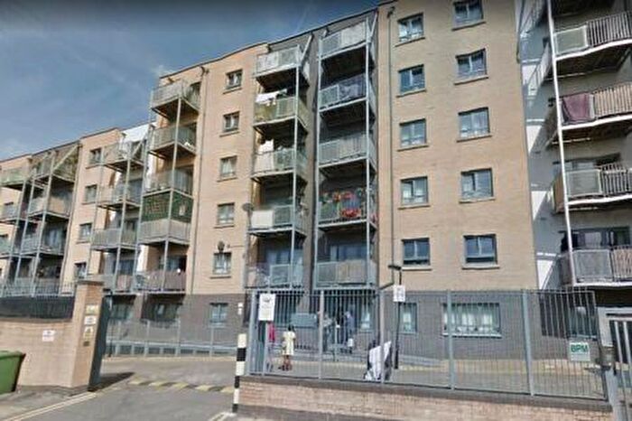 2 Bedroom Flat To Rent In London, E15