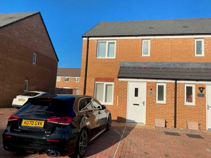 3 Bedroom Semi-Detached House To Rent In Graduate Close, Northampton, NN2