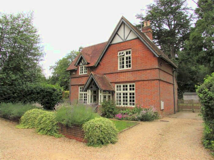 2 Bedroom Detached House To Rent In Highmoor, Henley-On-Thames, Oxfordshire, RG9