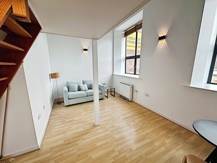 1 Bedroom Flat To Rent In Butcher Street, Leeds, West Yorkshire, LS11