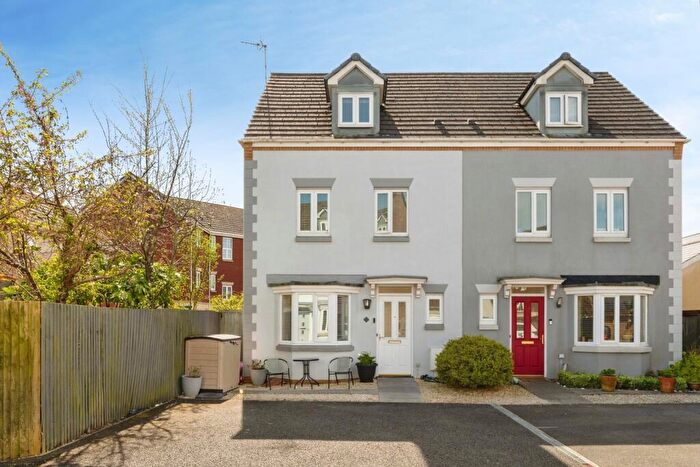 4 Bedroom Semi Detached House For Sale In Six Mills Avenue, Gorseinon, Swansea, SA4