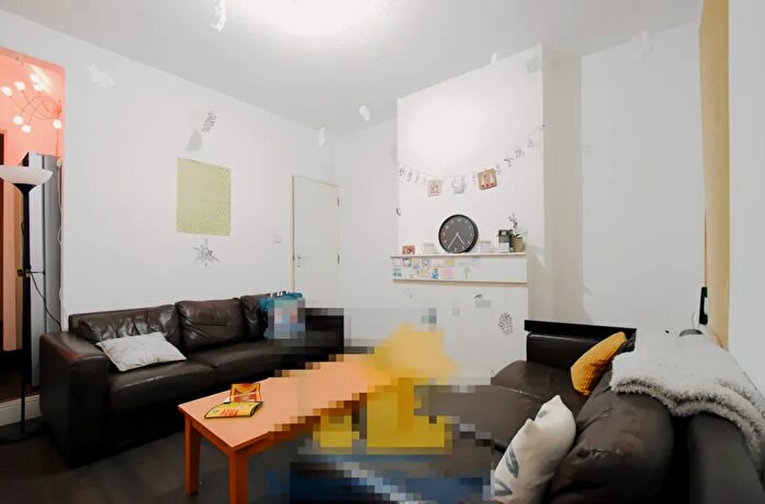 5 Bedroom Flat To Rent In Manilla Road, Birmingham, B29