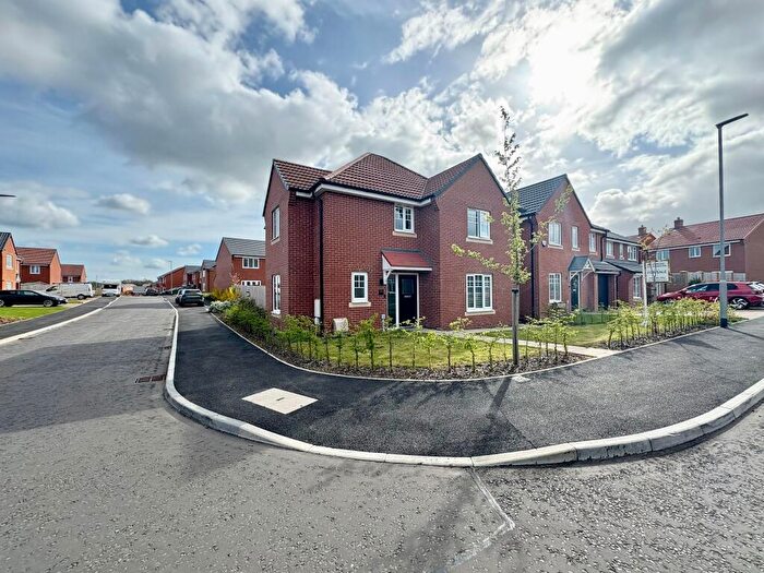 4 Bedroom Detached House For Sale In Plantation Close, Pelton Fell, DH2