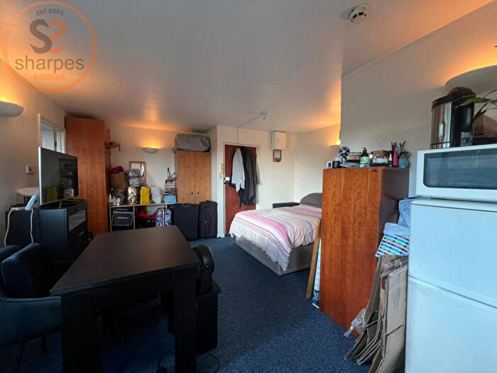 Apartment To Rent In Ravensbury Court, Bishopsford Road, Morden, Surrey, SM4