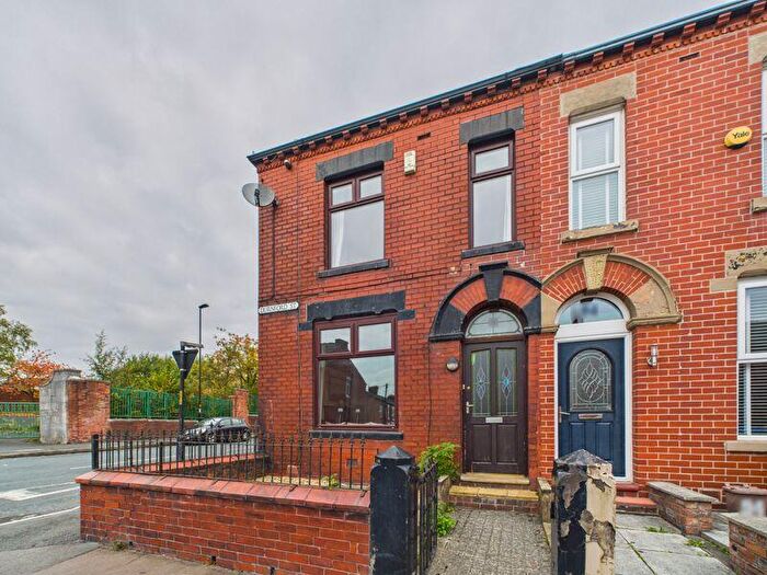 3 Bedroom End Of Terrace House For Sale In Durnford Street, Middleton, Manchester, M24