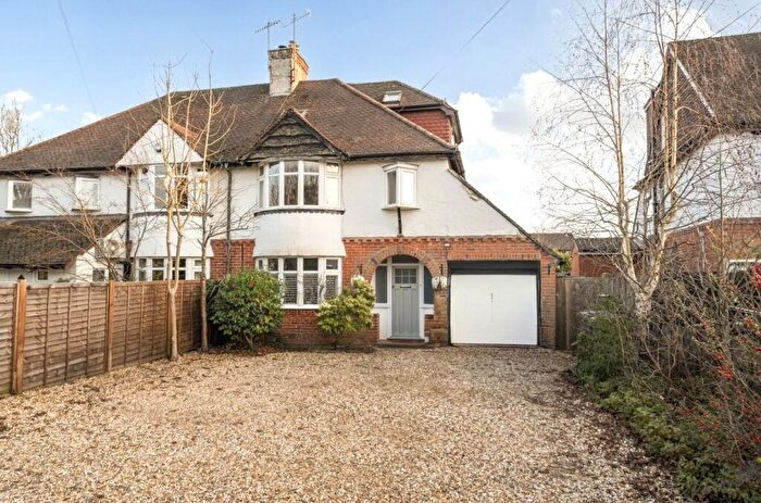 4 Bedroom Semi Detached House For Sale In Weybourne Road, Farnham, Surrey, GU9