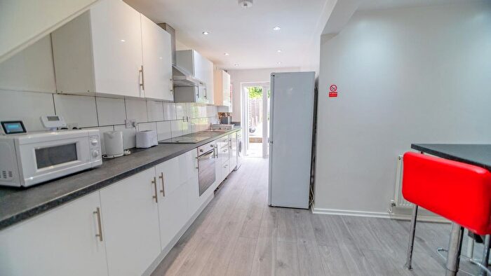 5 Bedroom Terraced House To Rent In Stirling Road, Birmingham, B16