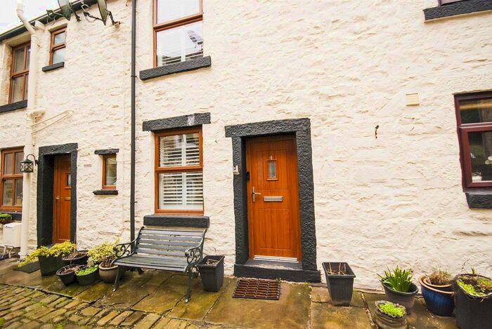 3 Bedroom Terraced House For Sale In Henry Street, Ramsbottom, Bury, BL0