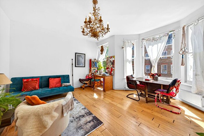 1 Bedroom Flat For Sale In Rita Road, London, SW8