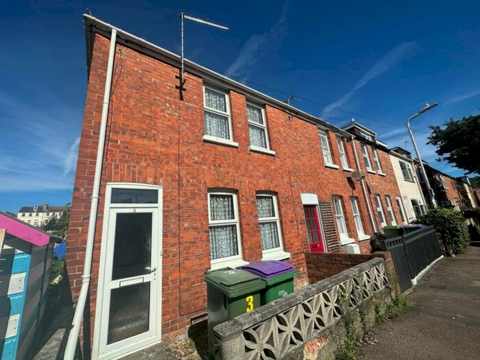 2 Bedroom House To Rent In Southbourne Road, Folkestone, CT19