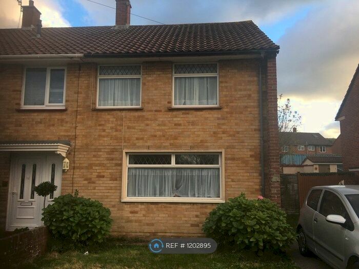 2 Bedroom End Of Terrace House To Rent In Teyfant Road, Bristol BS13