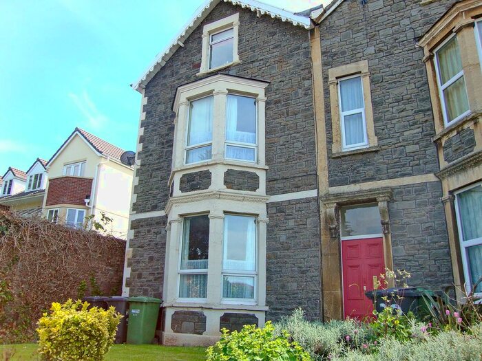 Studio To Rent In High Street, Staple Hill, Bristol BS16