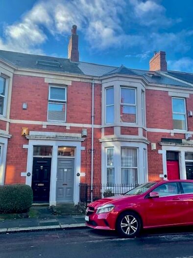 6 Bedroom Maisonette To Rent In Forsyth Road, Newcastle Upon Tyne, NE2