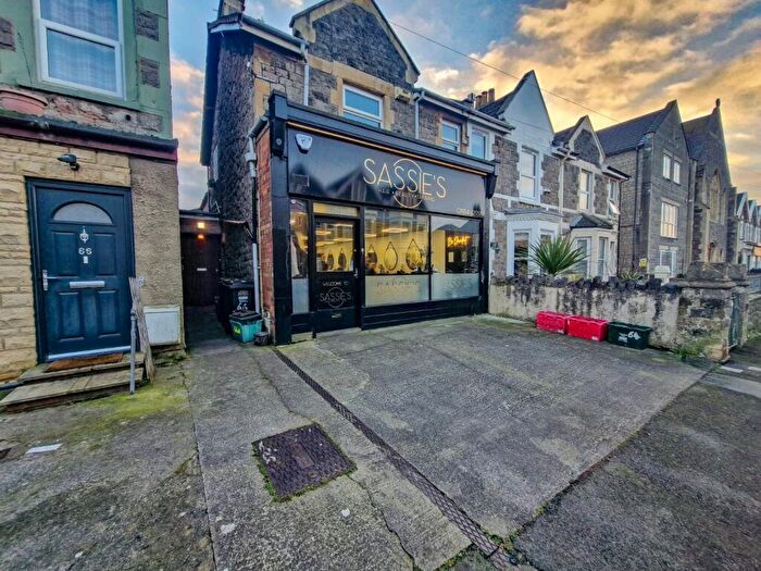 1 Bedroom Apartment To Rent In Moorland Road, Weston-super-Mare, Somerset, BS23