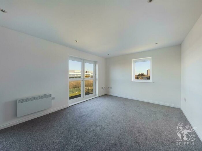 1 Bedroom Apartment To Rent In Melbourne Road, Tilbury, RM18