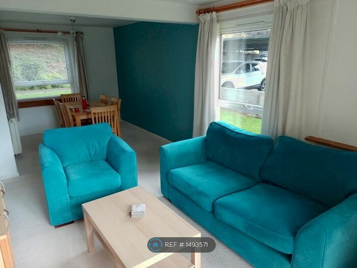 2 Bedroom Flat To Rent In Buccleuch Court, Dunblane, FK15