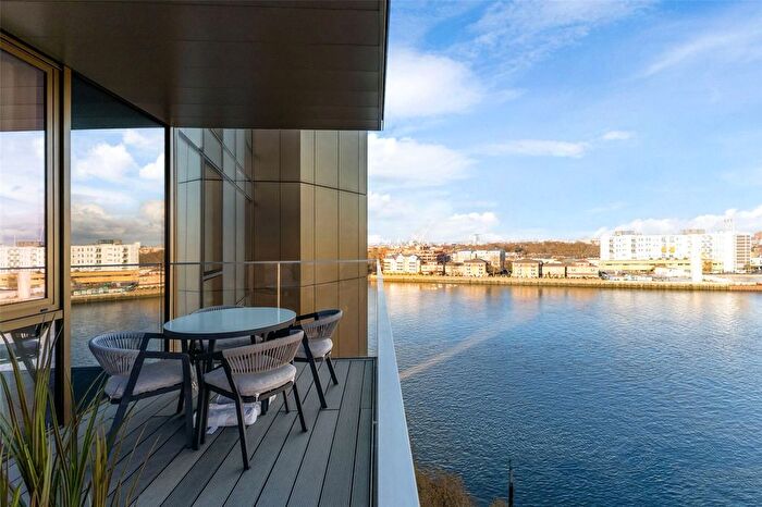 2 Bedroom Flat For Sale In Eastfields, Eastfields Avenue, Wandsworth, London, SW18