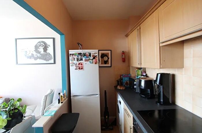 2 Bedroom Flat To Rent In Newington Causeway, Elephant And Castle, SE1