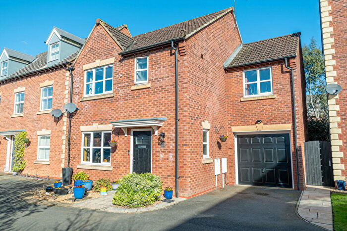4 Bedroom Detached House For Sale In Vislok Close, Market Harborough, LE16