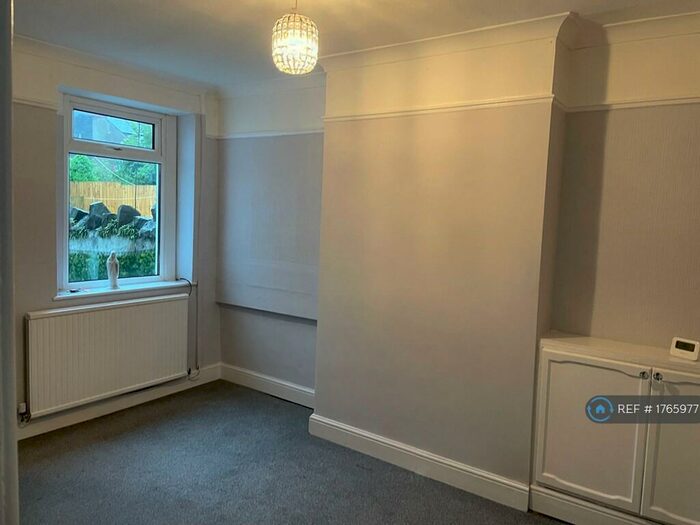 4 Bedroom Terraced House To Rent In Treharris Street, Cardiff, CF24