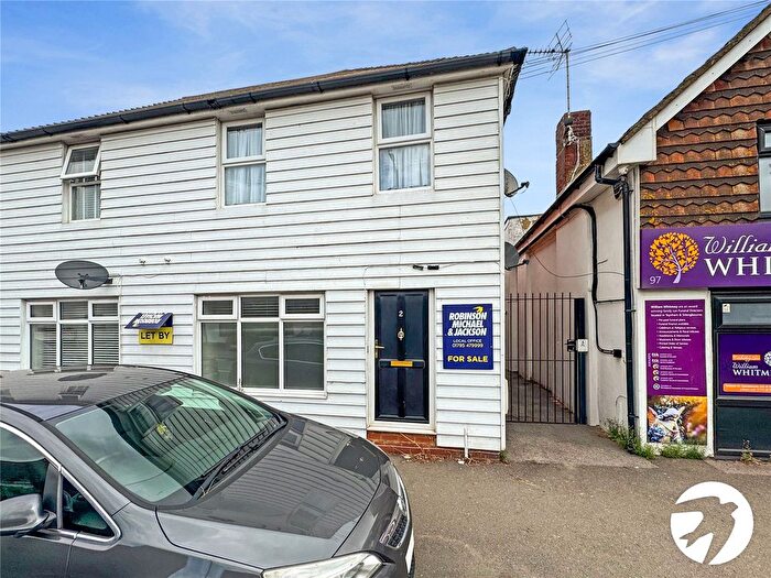 1 Bedroom Flat For Sale In London Road, Teynham, Sittingbourne, Kent, ME9