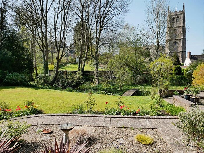 4 Bedroom Detached House For Sale In Mill Street, Calne, SN11