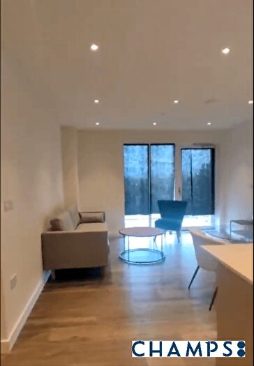 1 Bedroom Flat To Rent In Blenheim Mansions, N8